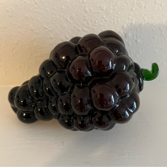 Vintage Glass Purple Grape Cluster~ Unsigned~ No Flaws. - Picture 6 of 7